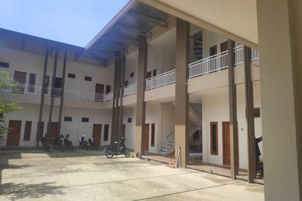 Reddoorz Near Universitas Muhammadiyah Purwokerto Kembaran Luaran gambar